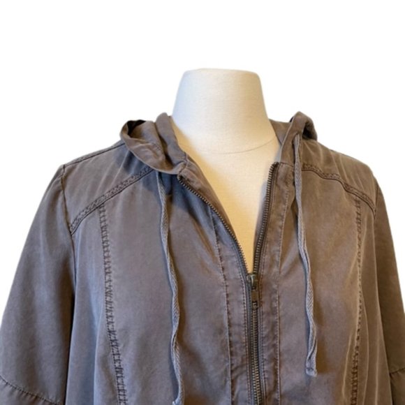 Torrid Cargo Utility Jacket Size 2X - Picture 4 of 9